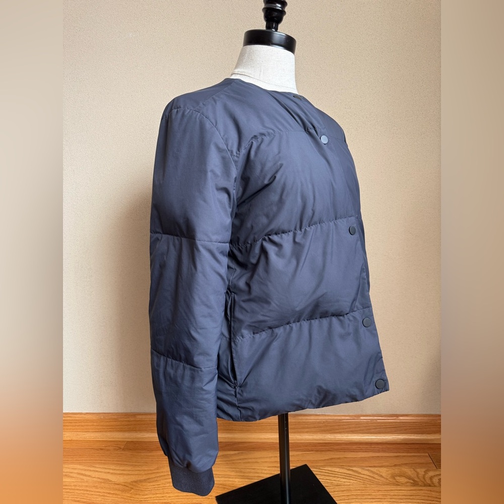 Everlane Puffer Jacket - Picture 6 of 15
